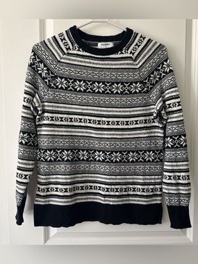 Old Navy Black & White Fair Isle Sweater